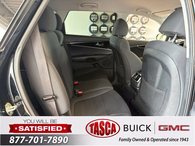 Used 2019 Kia Sorento S FWD image 22