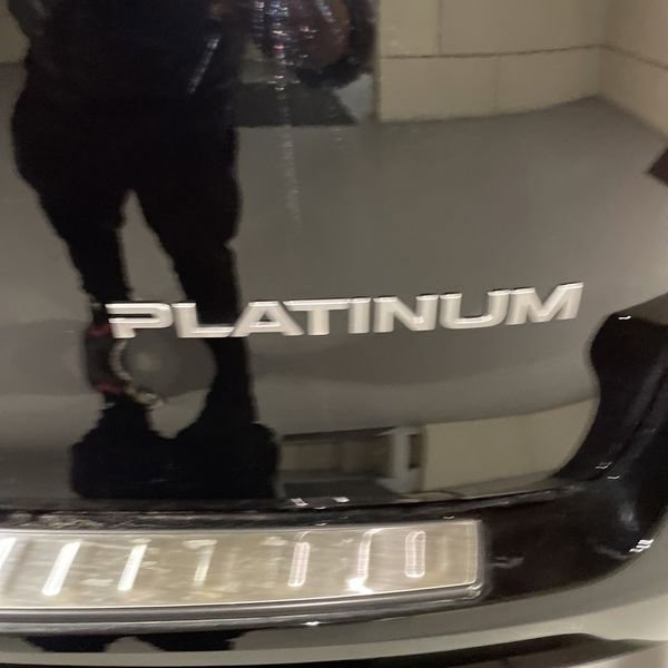 Used 2025 Nissan Armada Platinum image 7