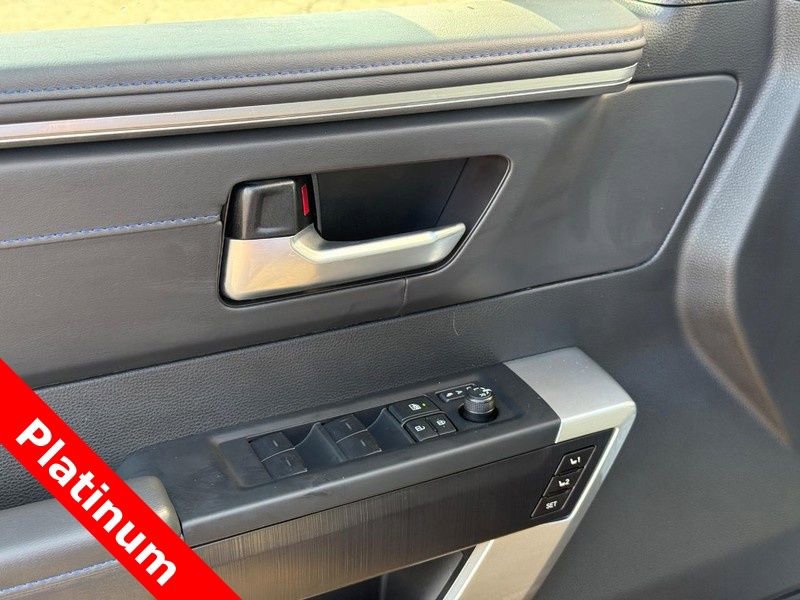Used 2025 Toyota Sequoia Platinum image 19