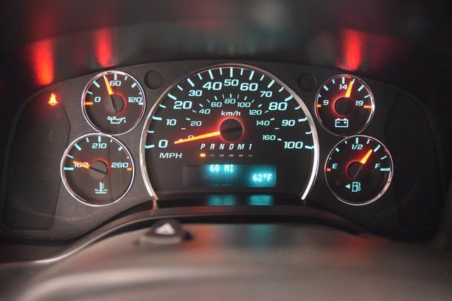 New 2025 Chevrolet Express 3500 w/ Power Convenience Package RWD image 29