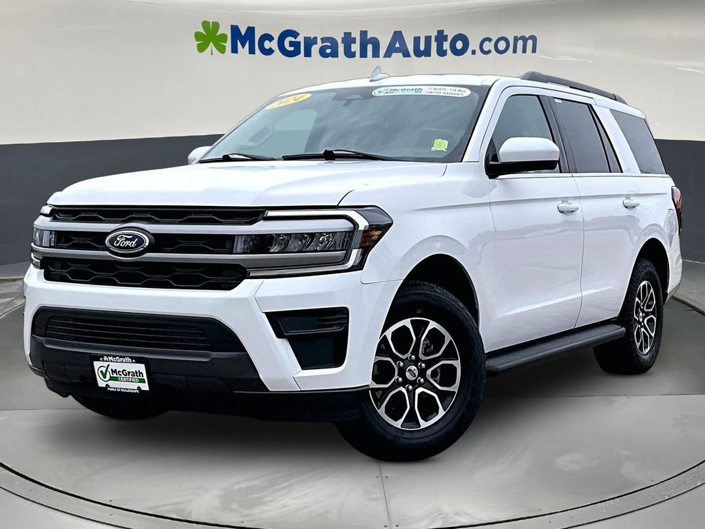 Used 2024 Ford Expedition XLT AWD/4WD image 3