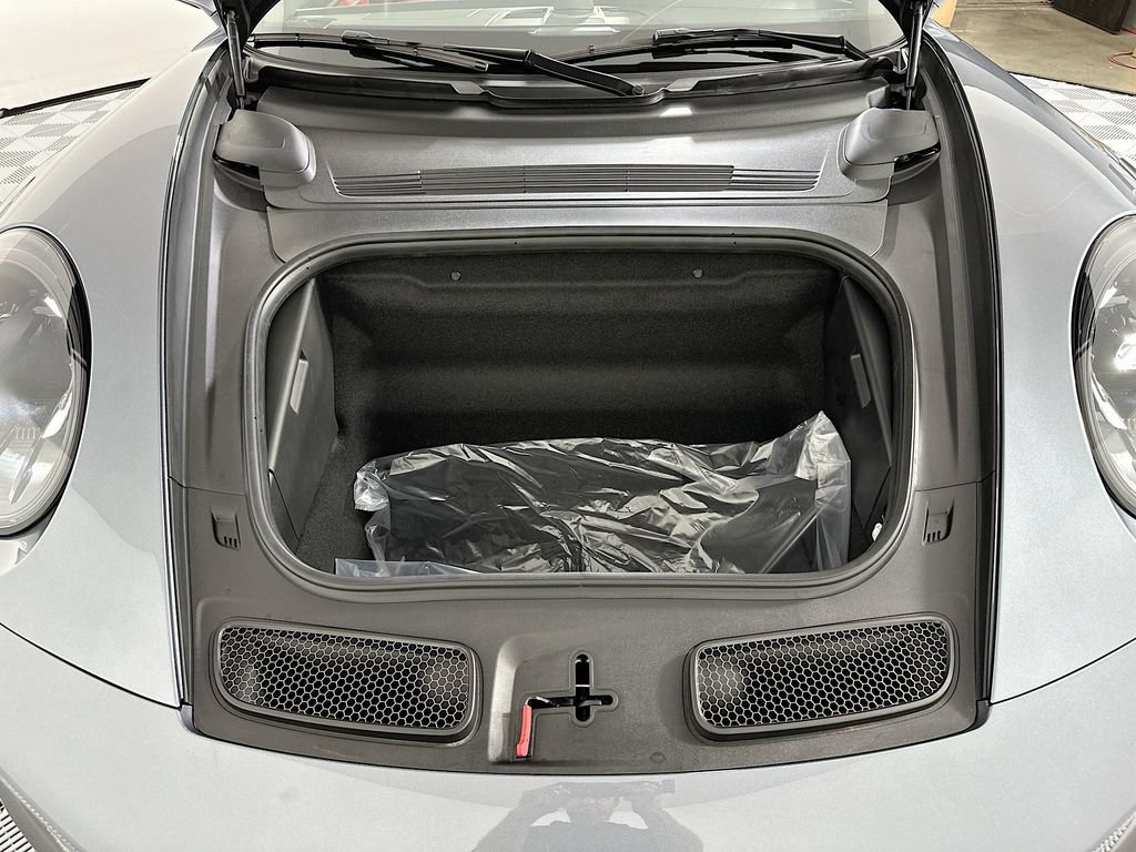 New 2026 Porsche 911 GT3 RWD image 29