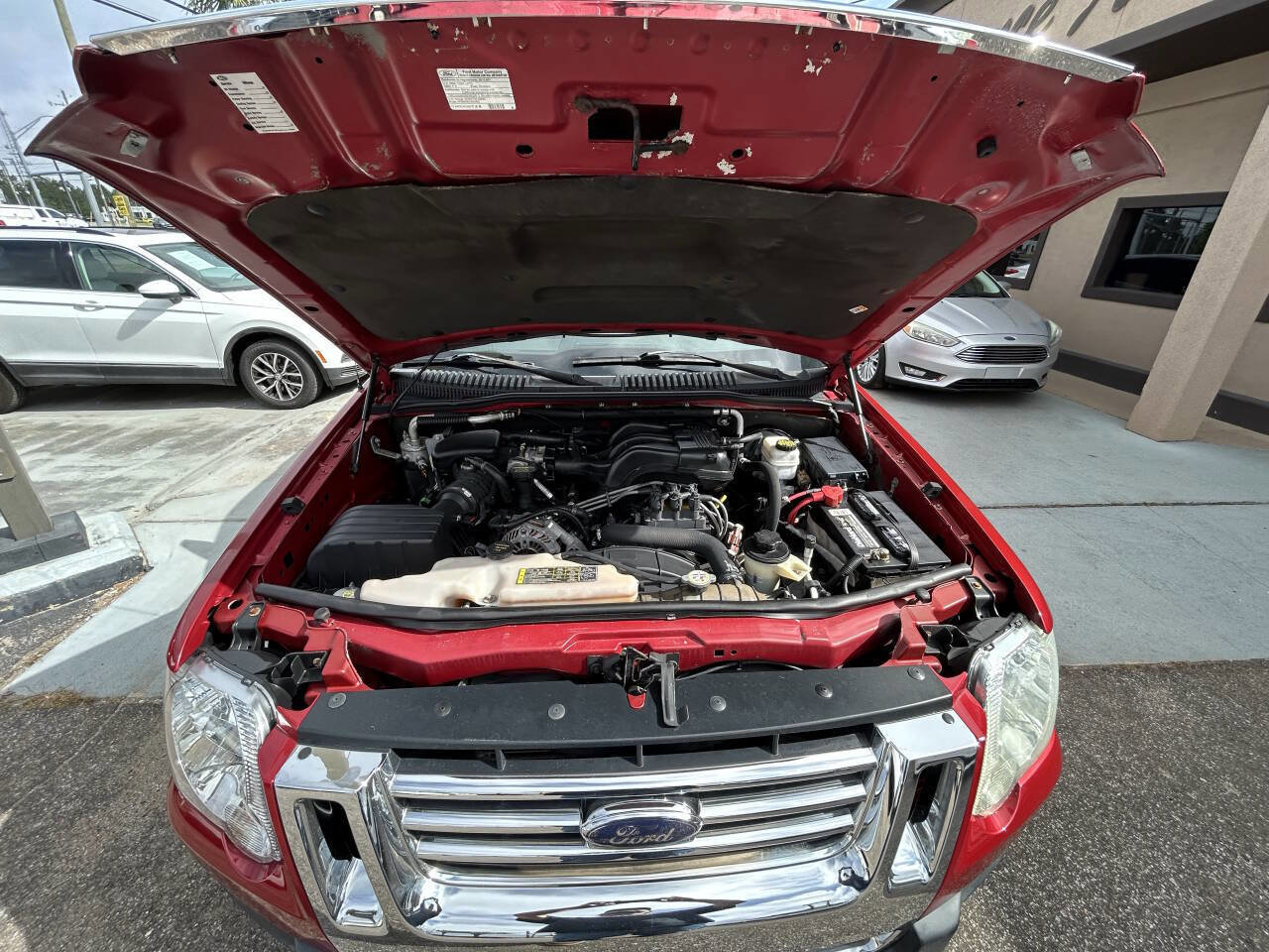 Used 2010 Ford Explorer Sport Trac XLT image 9