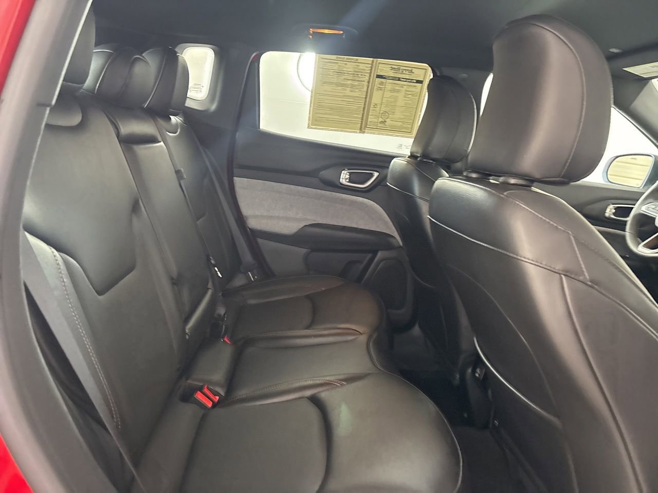 Used 2023 Jeep Compass Latitude image 22