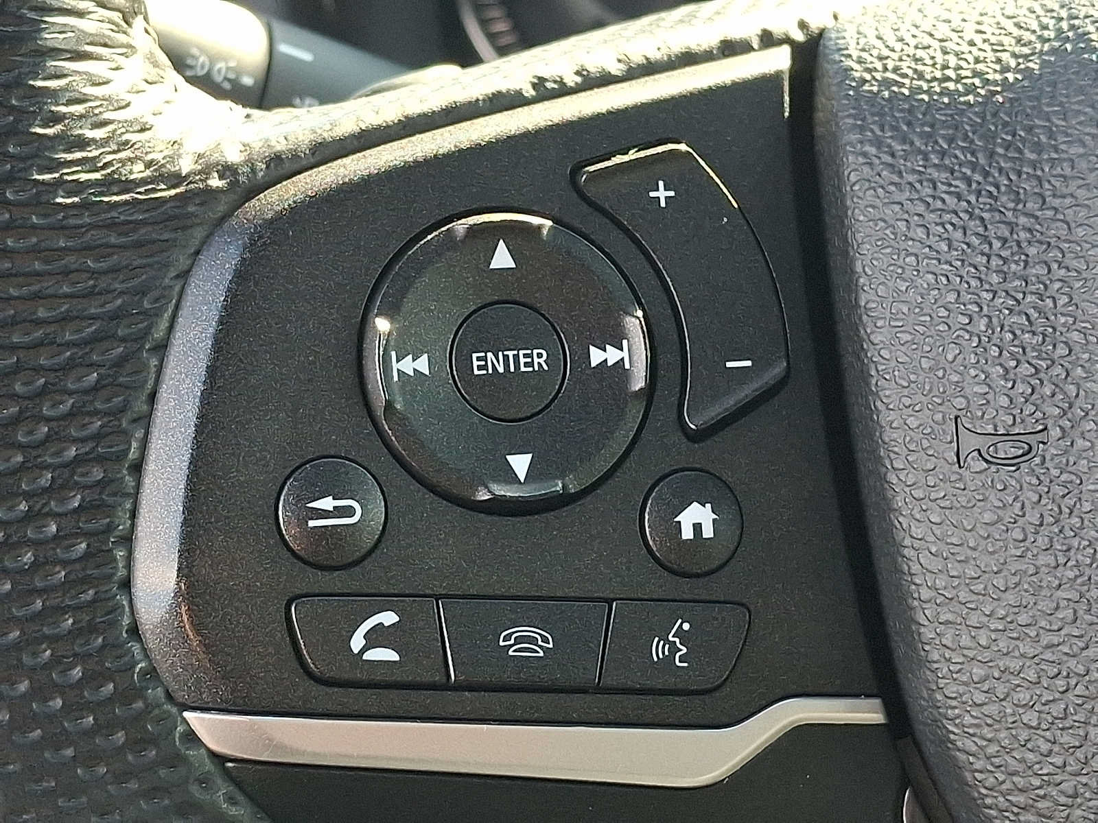 Used 2023 Honda Passport EX-L image 21