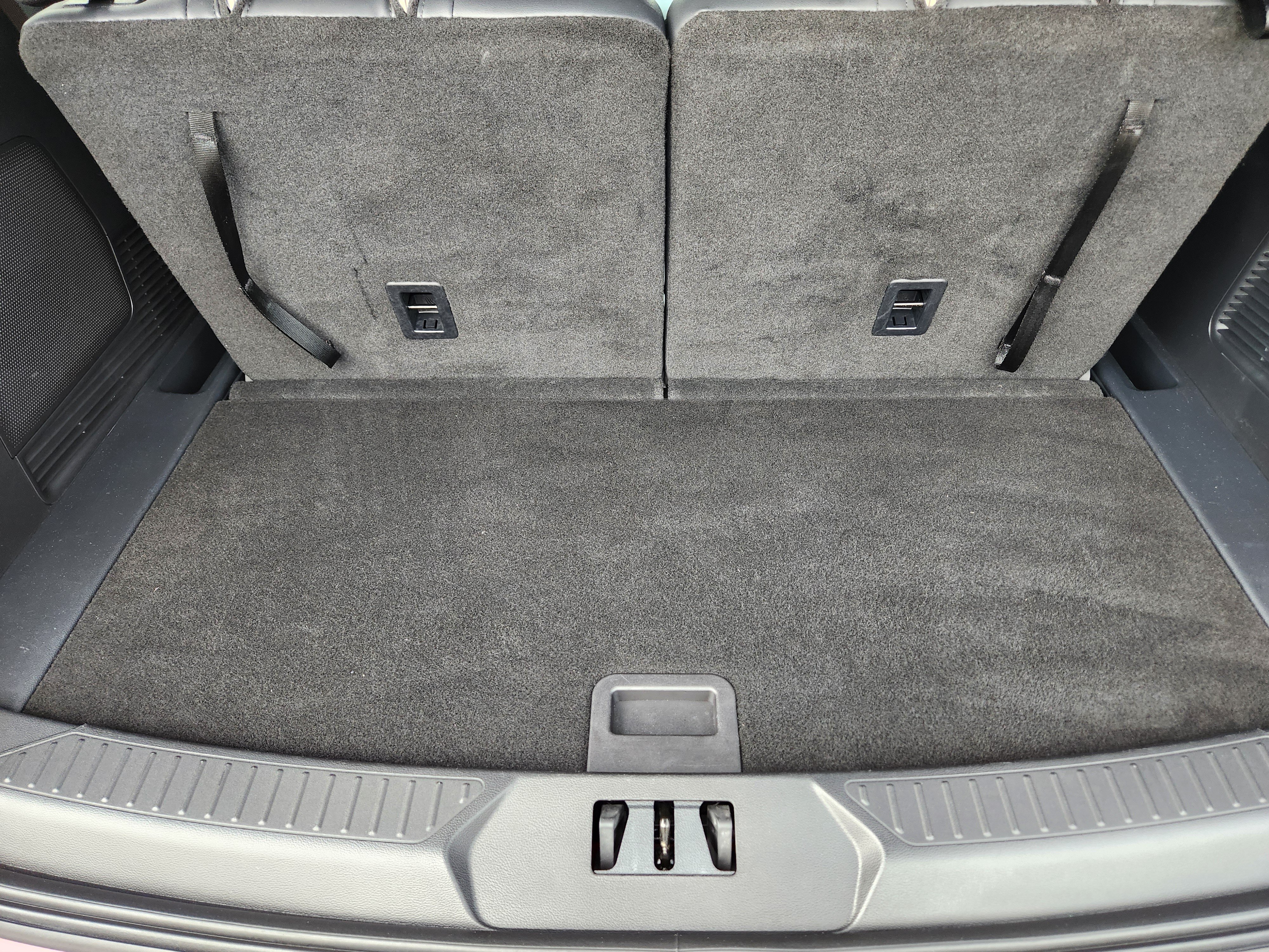 Used 2026 Ford Explorer ST-Line w/ ST-Line Street Pack RWD image 24