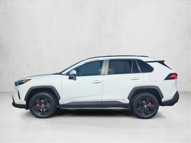 Used 2022 Toyota RAV4 XLE w/ Convenience Package image 8