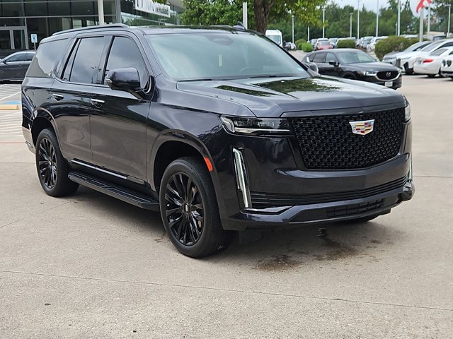Used 2022 Cadillac Escalade Premium Luxury RWD image 3