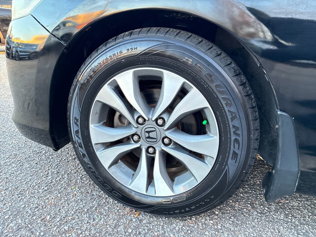 Used 2013 Honda Accord LX image 25