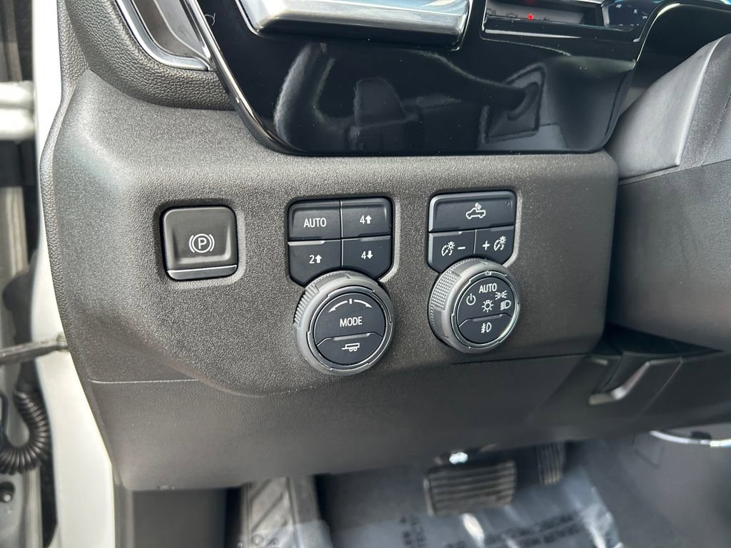 Used 2022 Chevrolet Silverado 1500 RST image 21