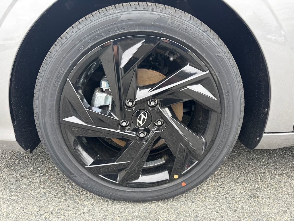 New 2026 Hyundai Elantra SEL Sport image 13