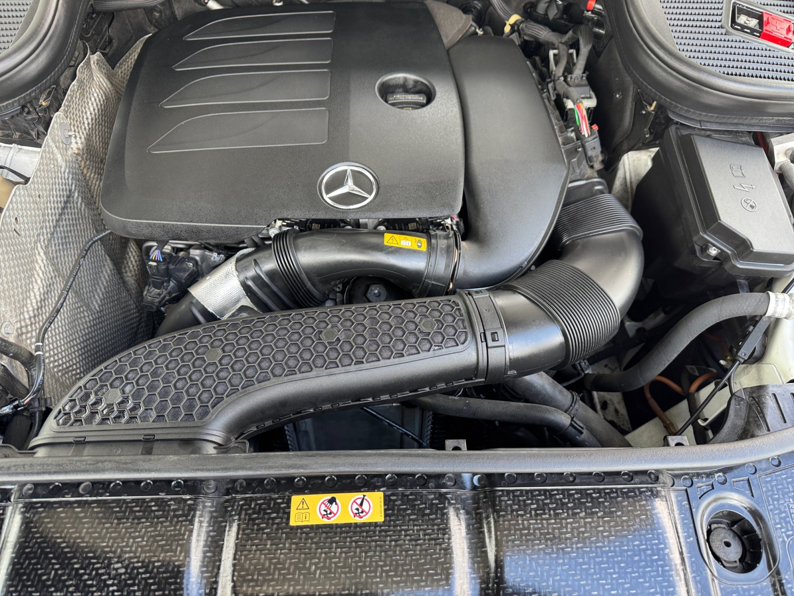 Used 2022 Mercedes-Benz GLE 350 w/ Premium Package image 22