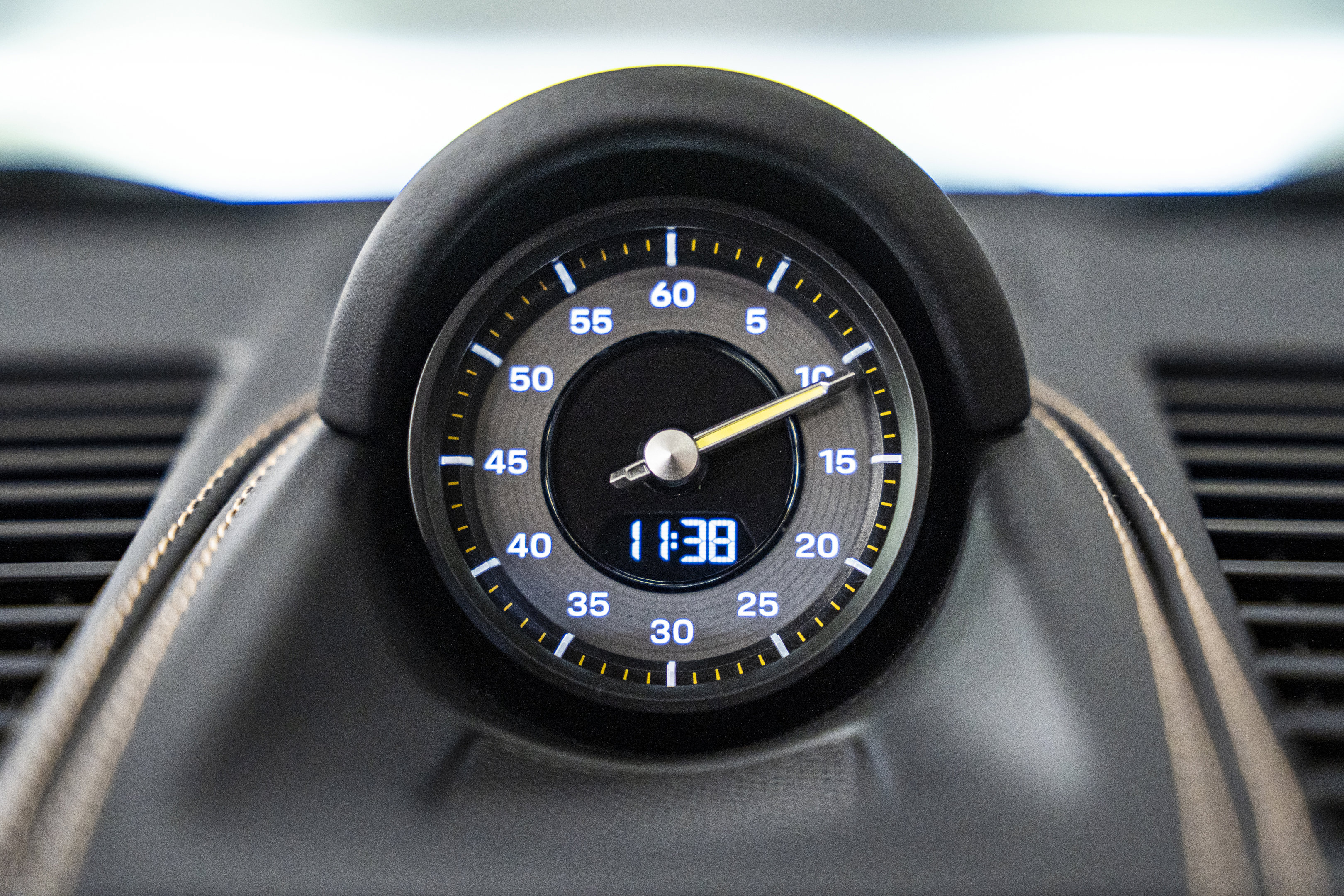 Used 2026 Porsche 911 GT3 RWD image 54
