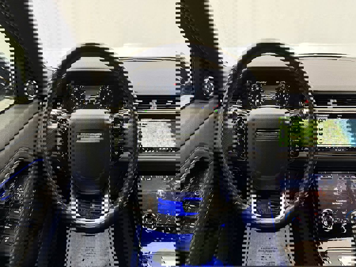 Used 2020 Land Rover Range Rover Evoque R-Dynamic SE image 10