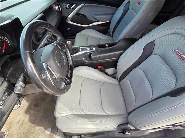 Used 2016 Chevrolet Camaro SS image 13