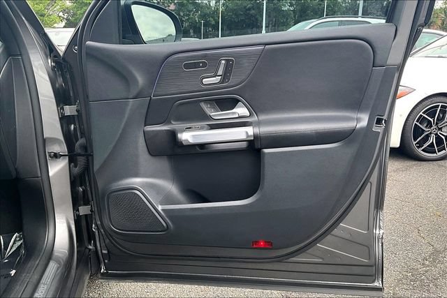Certified 2023 Mercedes-Benz GLB 250 4MATIC w/ Premium Package image 19