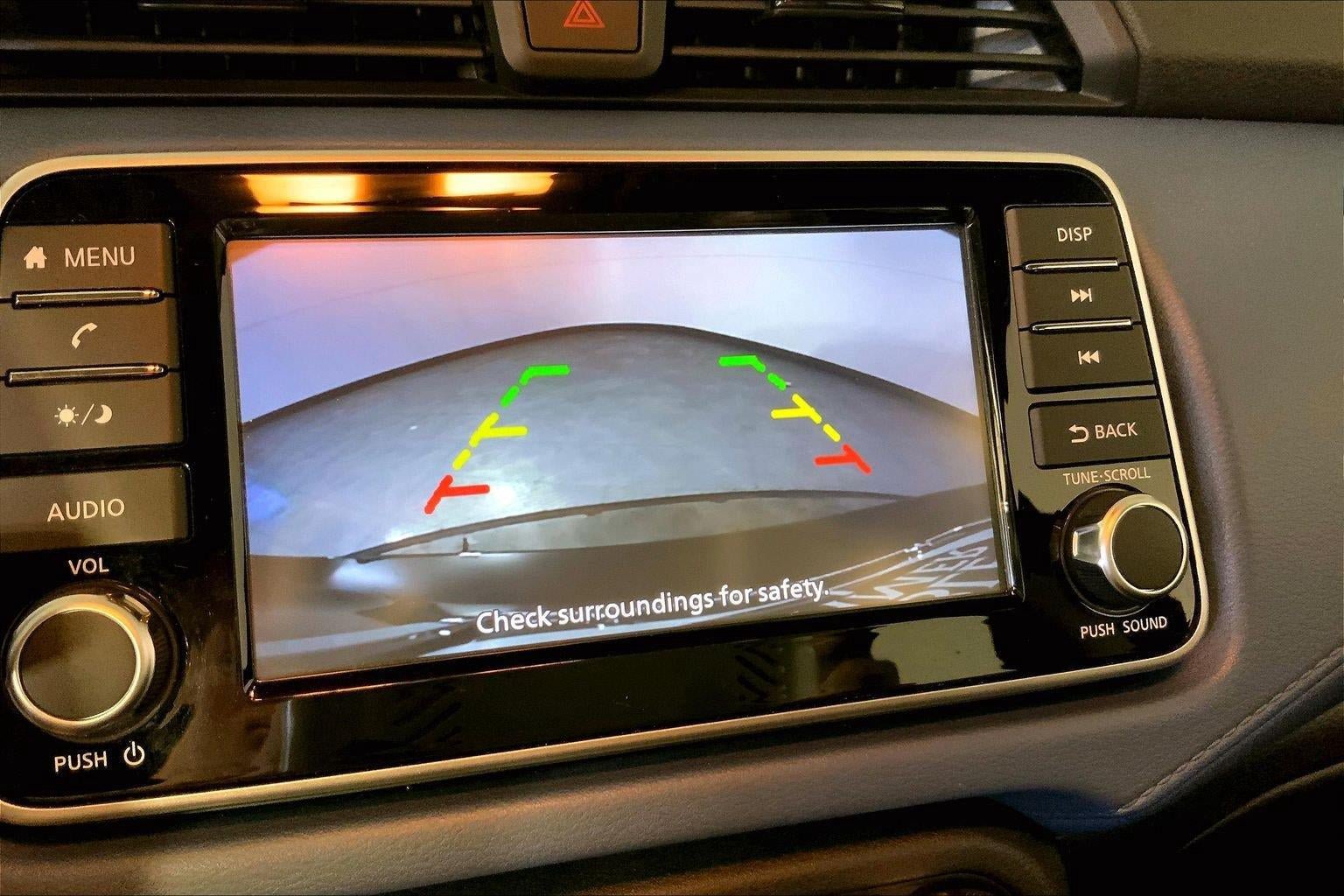 Used 2025 Nissan Versa SV FWD image 21