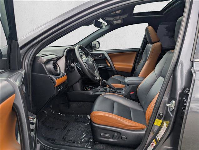 Used 2018 Toyota RAV4 SE w/ Power Extra Value Package image 15