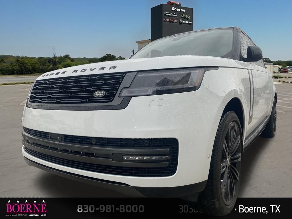 Used 2025 Land Rover Range Rover Long Wheelbase SE AWD/4WD image 3