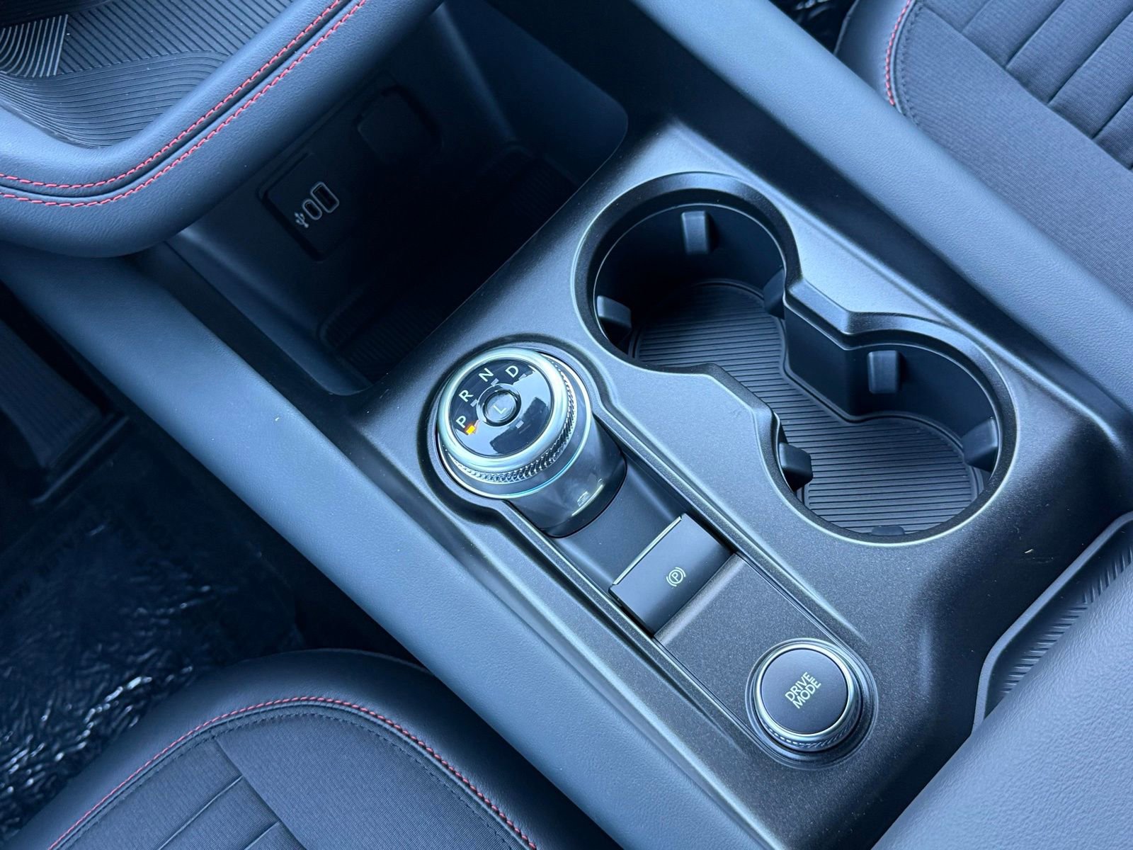 New 2026 Ford Explorer ST-Line image 28