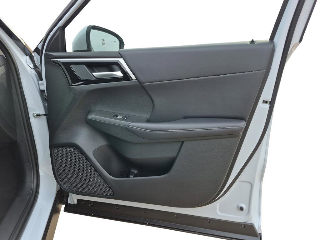 New 2026 Mitsubishi Outlander SE image 30