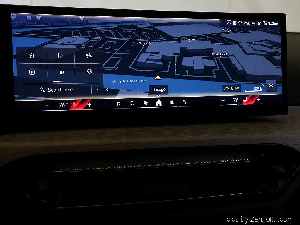 Certified 2025 BMW 330i xDrive Sedan image 20