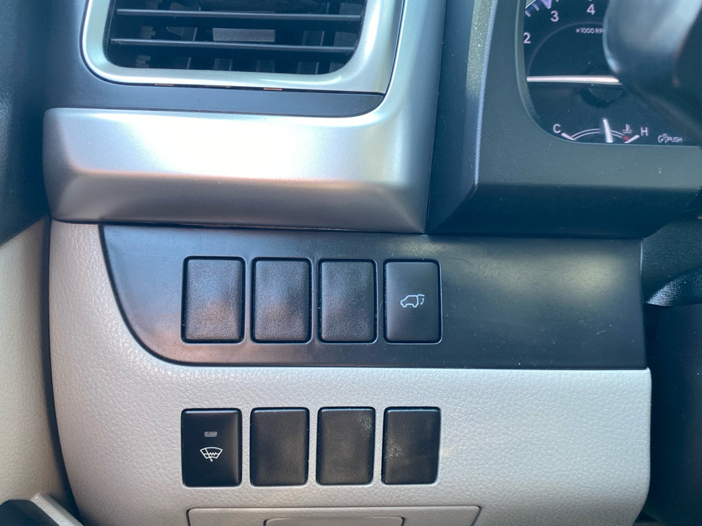 Used 2016 Toyota Highlander Plus image 23