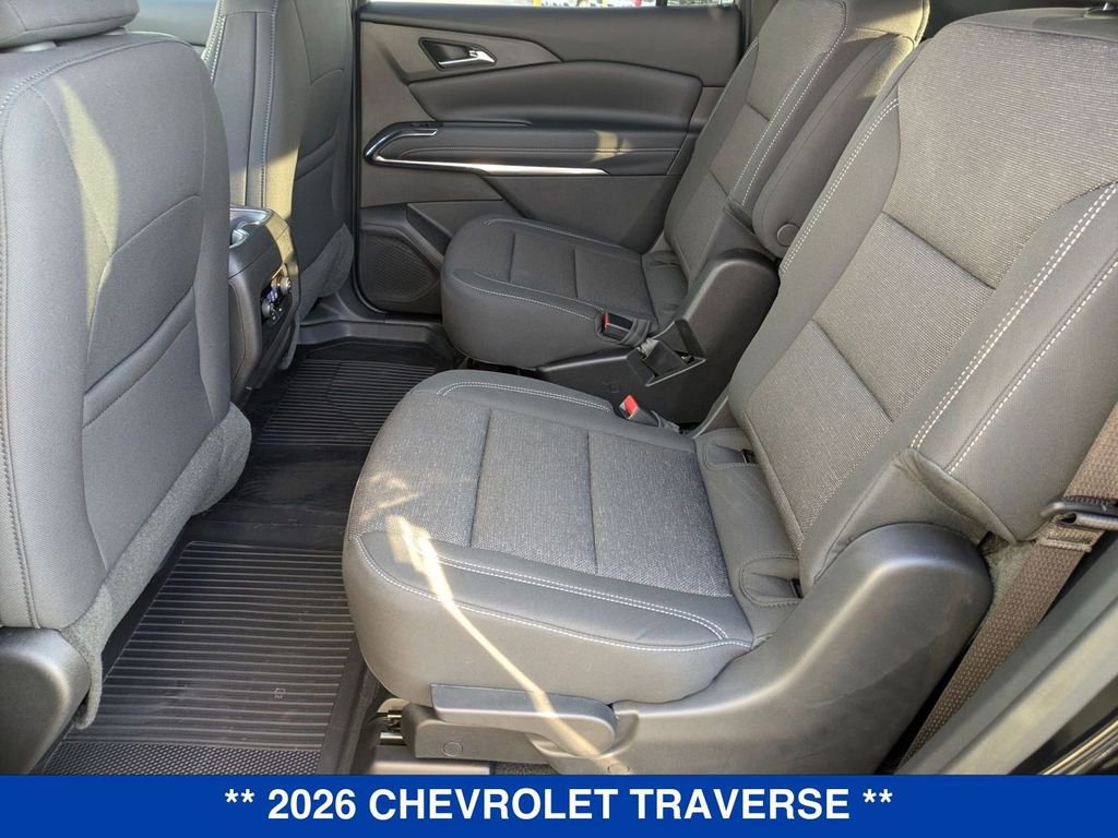 New 2026 Chevrolet Traverse LT w/ Sun and Wheel Package FWD image 32