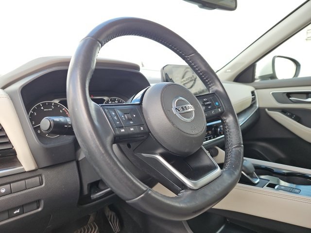 Used 2021 Nissan Rogue SL w/ Premium Package image 32