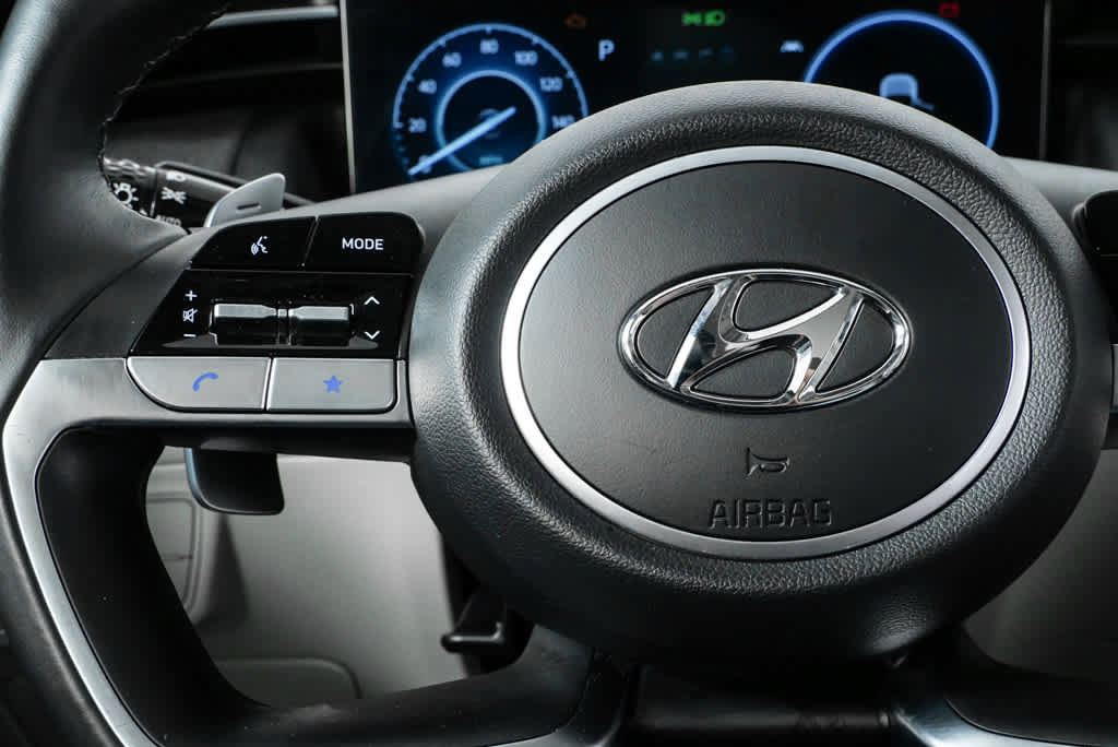 Used 2023 Hyundai Tucson Limited w/ Cargo Package AWD/4WD image 10
