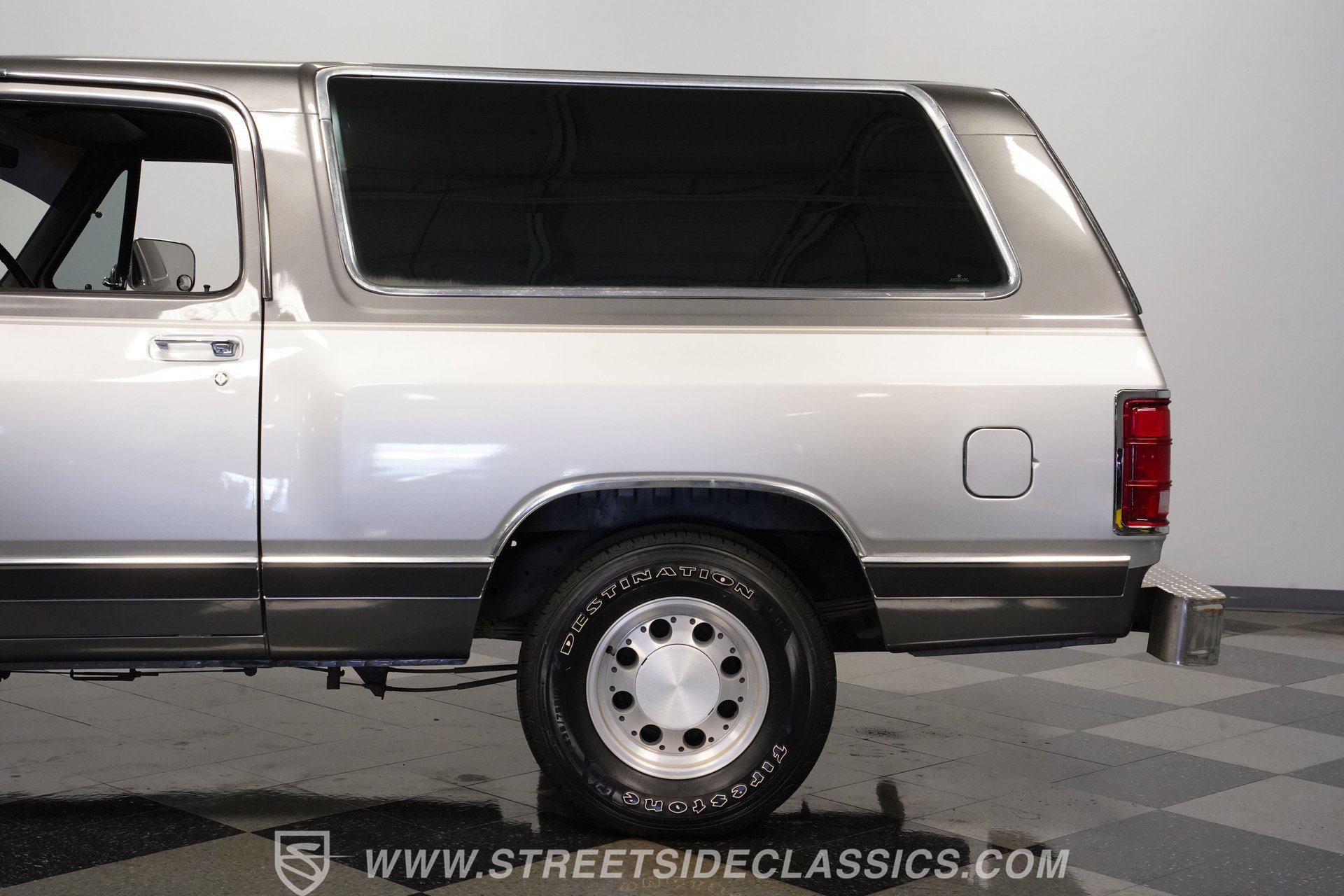 Used 1990 Dodge Ramcharger 2WD image 24