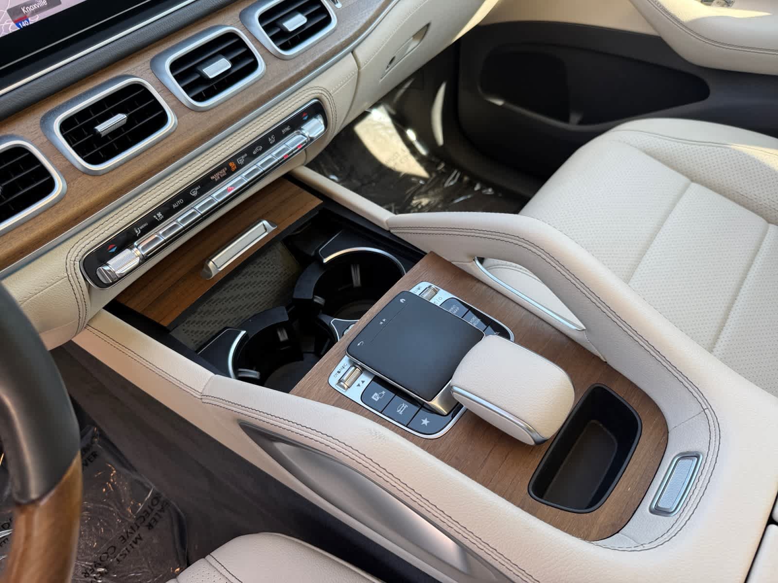 Certified 2020 Mercedes-Benz GLE 350 4MATIC image 23