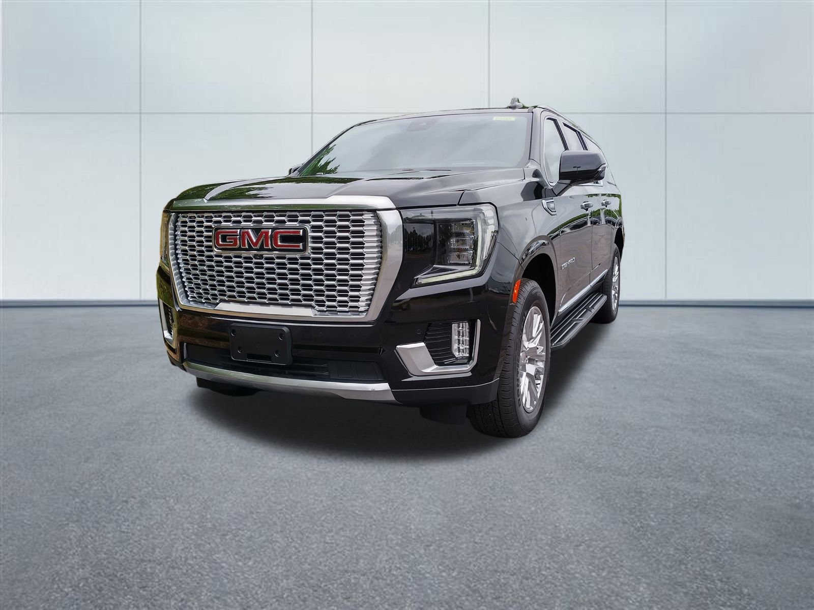 Used 2024 GMC Yukon XL Denali w/ LPO, Floor Liner Package