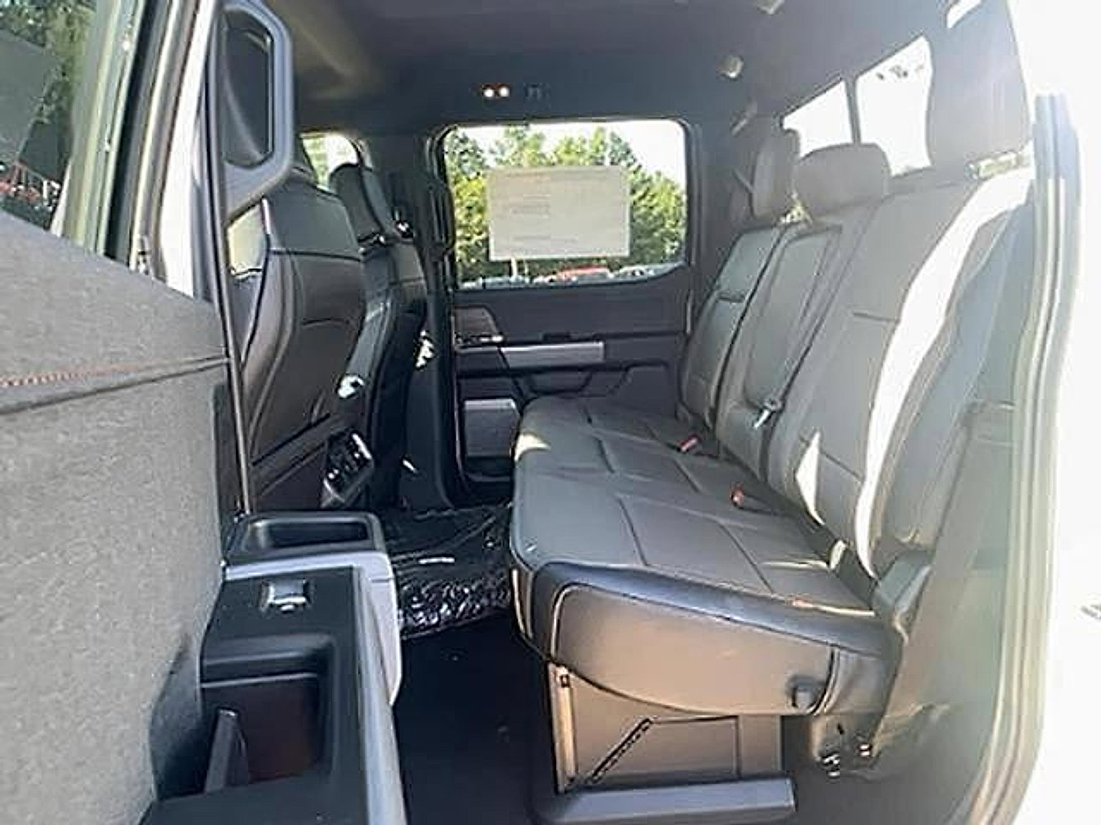 New 2025 Ford F150 Lariat w/ Equipment Group 502A High AWD/4WD image 9
