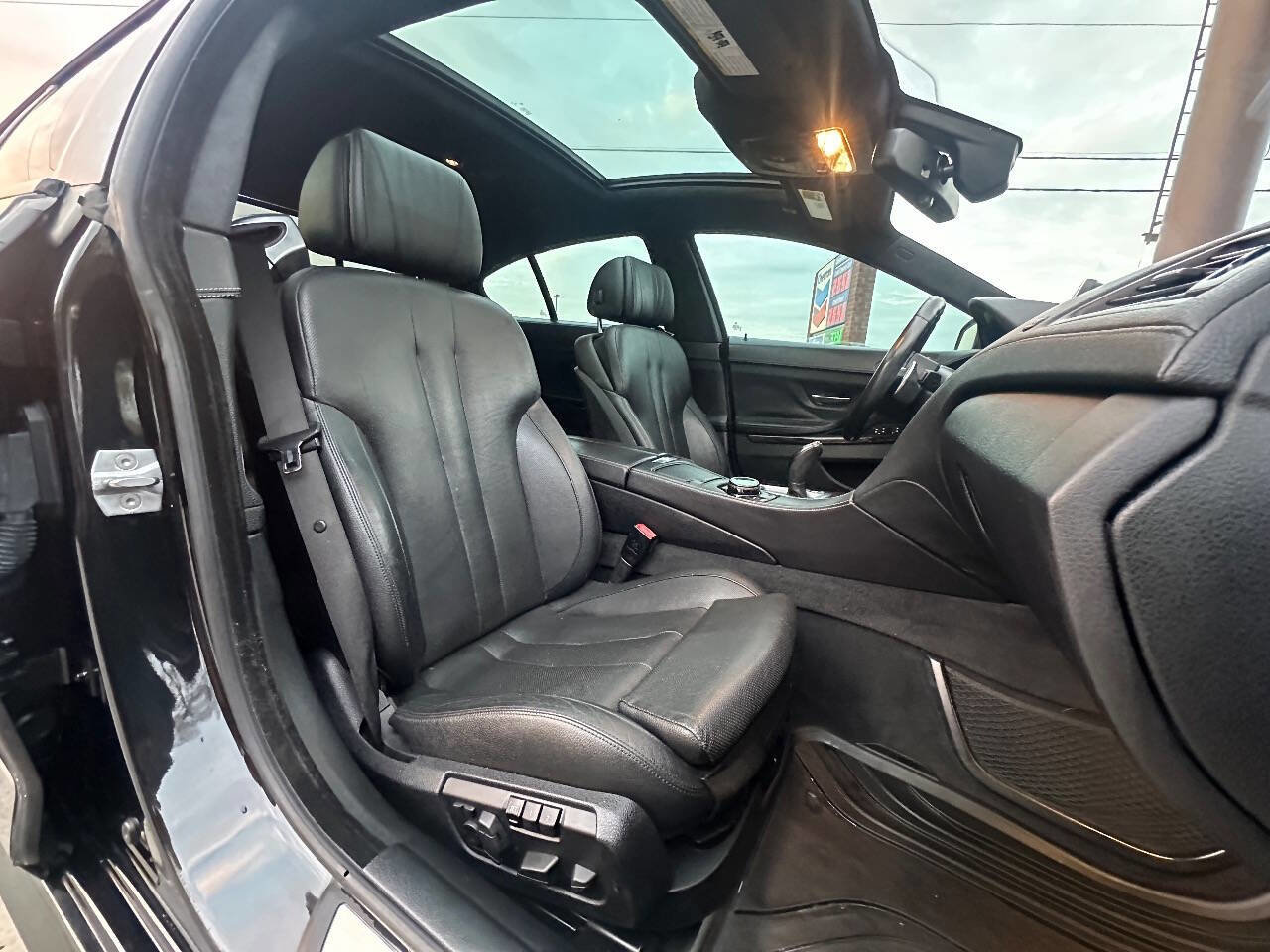 Used 2016 BMW 640i Gran Coupe image 10