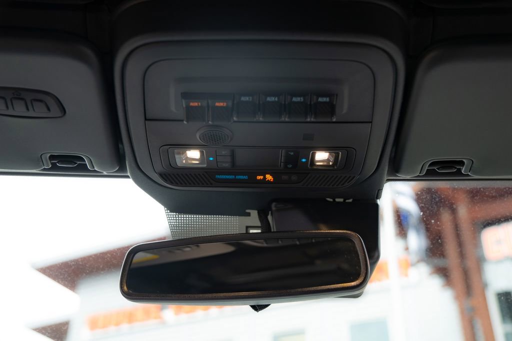 Used 2024 Ford Bronco Wildtrak image 16