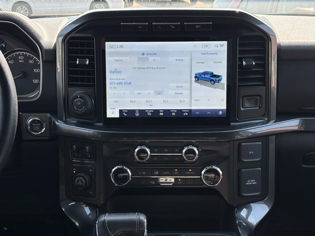 Used 2022 Ford F150 XLT w/ Equipment Group 302A High image 22