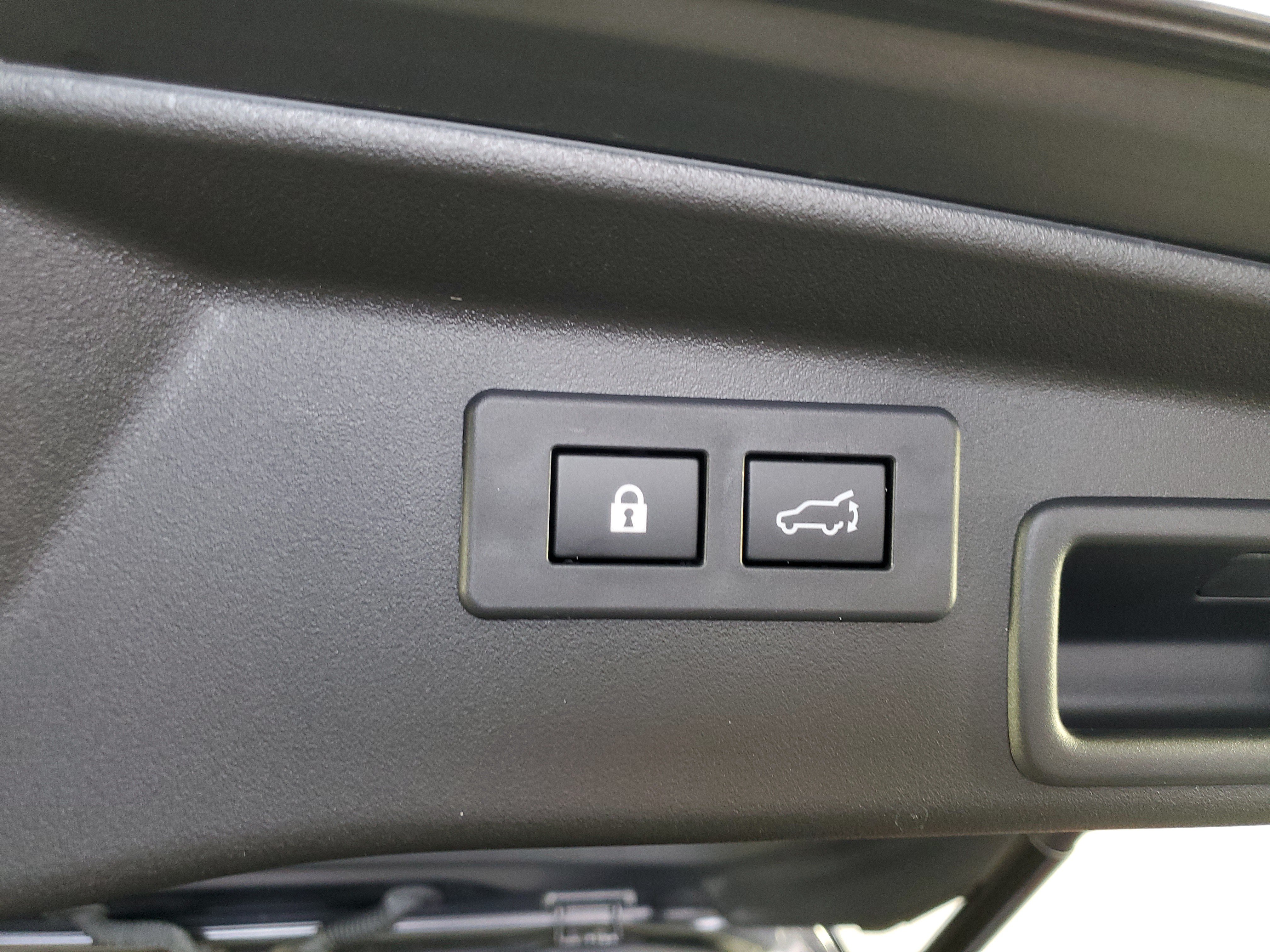Used 2026 Subaru Outback Premium AWD/4WD image 32