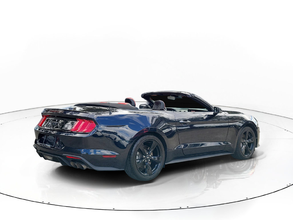 Used 2021 Ford Mustang GT Premium w/ Equipment Group 401A RWD image 3