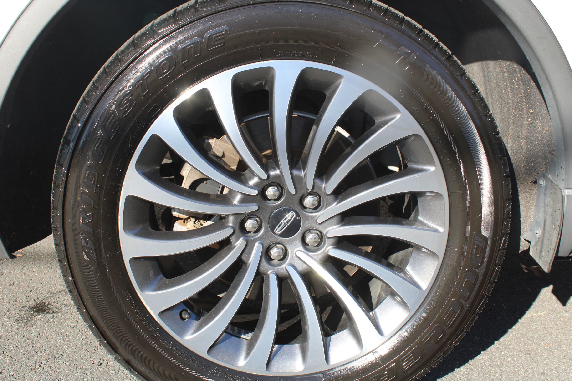 Used 2020 Lincoln Aviator Reserve w/ Equipment Group 201A image 22