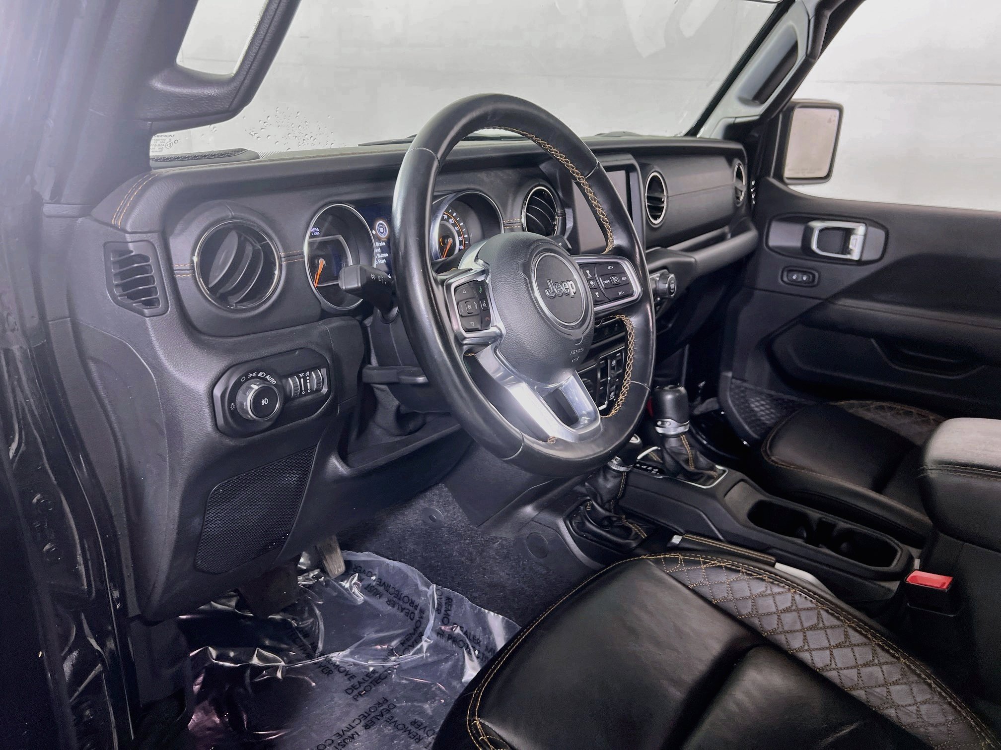 Used 2020 Jeep Wrangler Unlimited Sahara AWD/4WD image 9