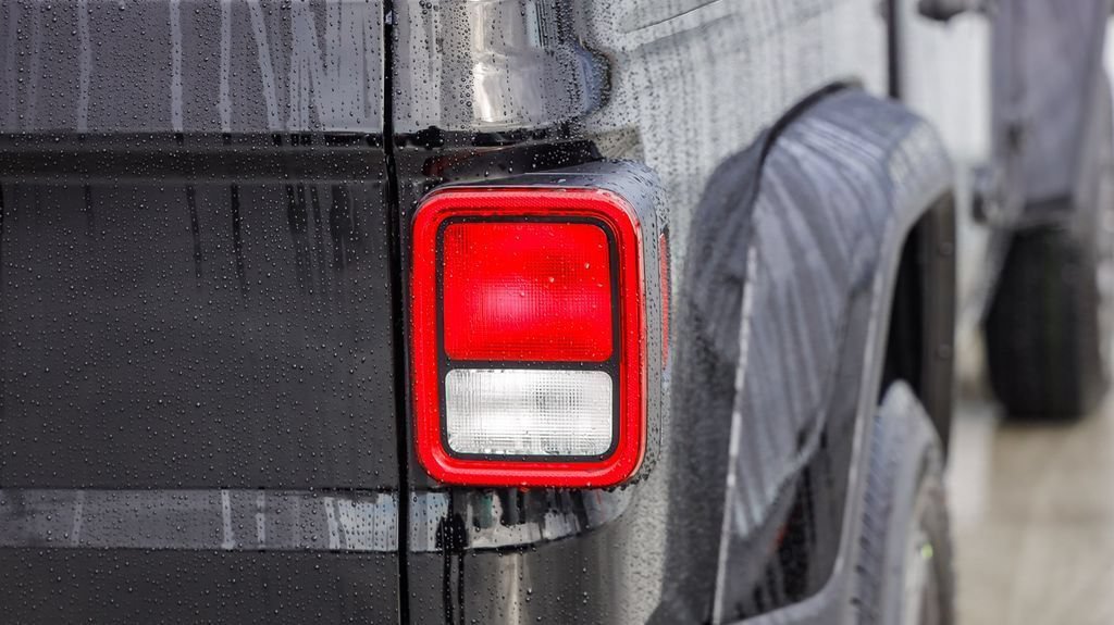 New 2026 Jeep Gladiator Sport AWD/4WD image 10