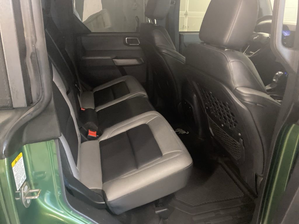 Used 2022 Ford Bronco Black Diamond image 12
