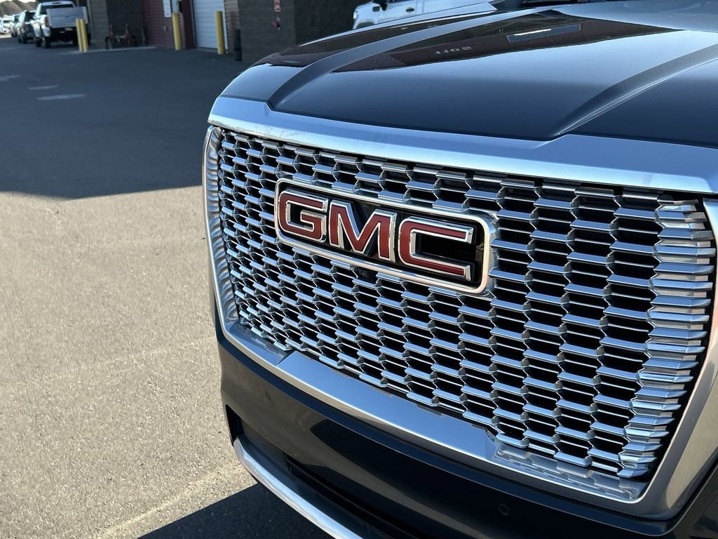 Used 2021 GMC Yukon XL Denali image 32