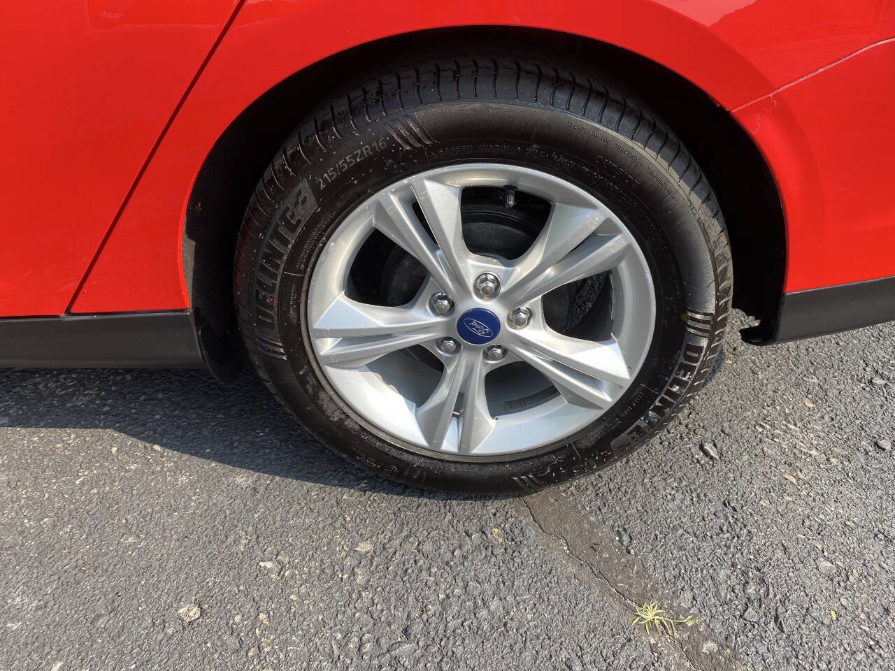 Used 2014 Ford Focus SE FWD image 9