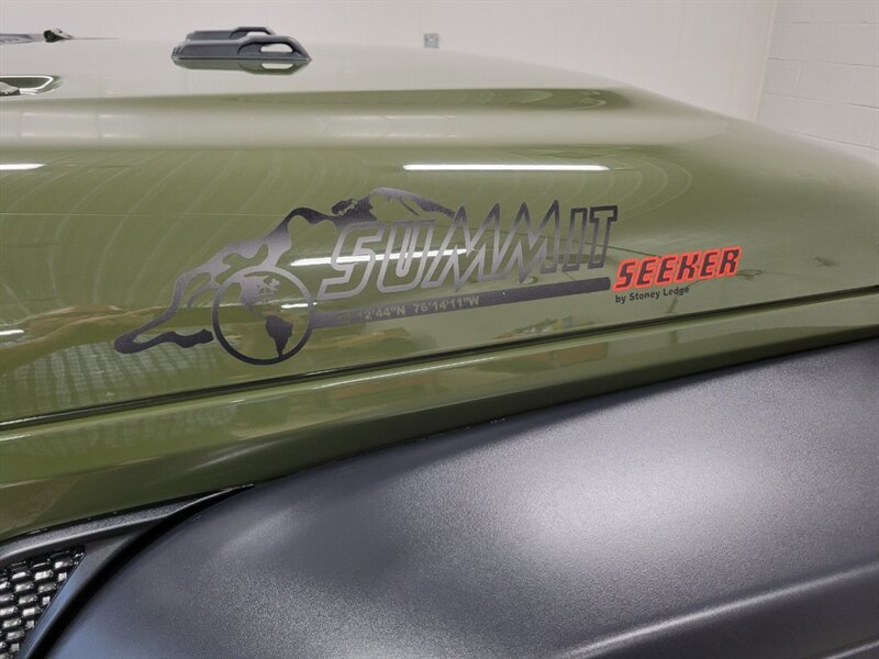 Used 2020 Jeep Wrangler Unlimited Sport AWD/4WD image 31