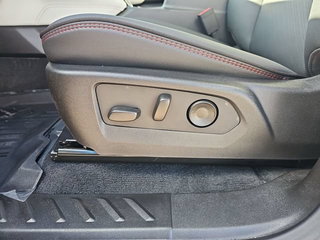 New 2026 GMC Canyon AT4X w/ AT4X AEV Edition AWD/4WD image 22