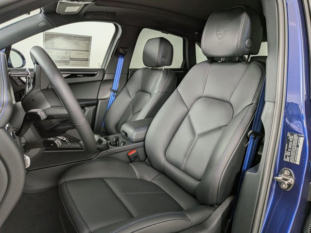 New 2026 Porsche Macan S AWD/4WD image 5
