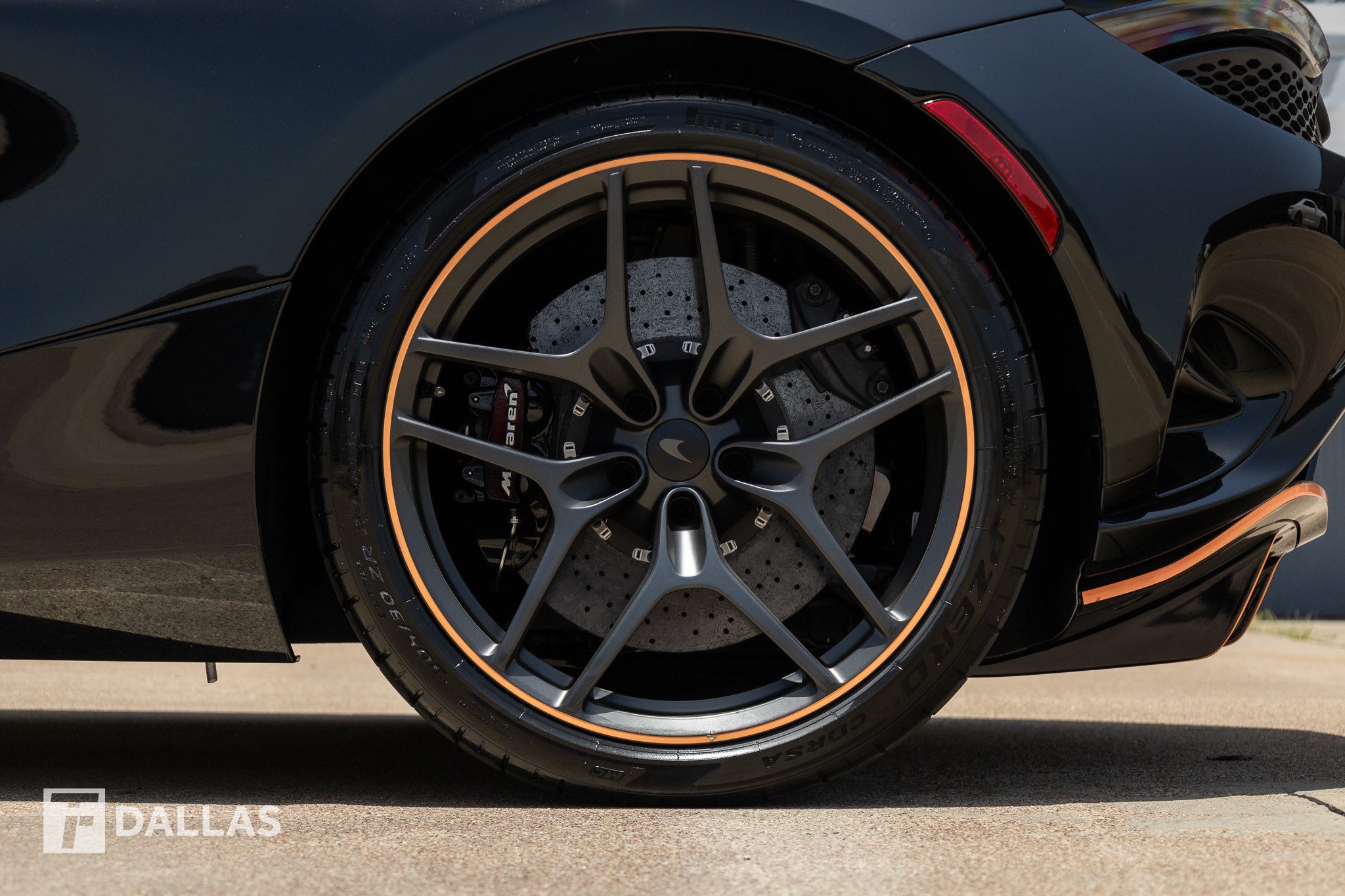 Used 2026 McLaren 750S RWD image 9