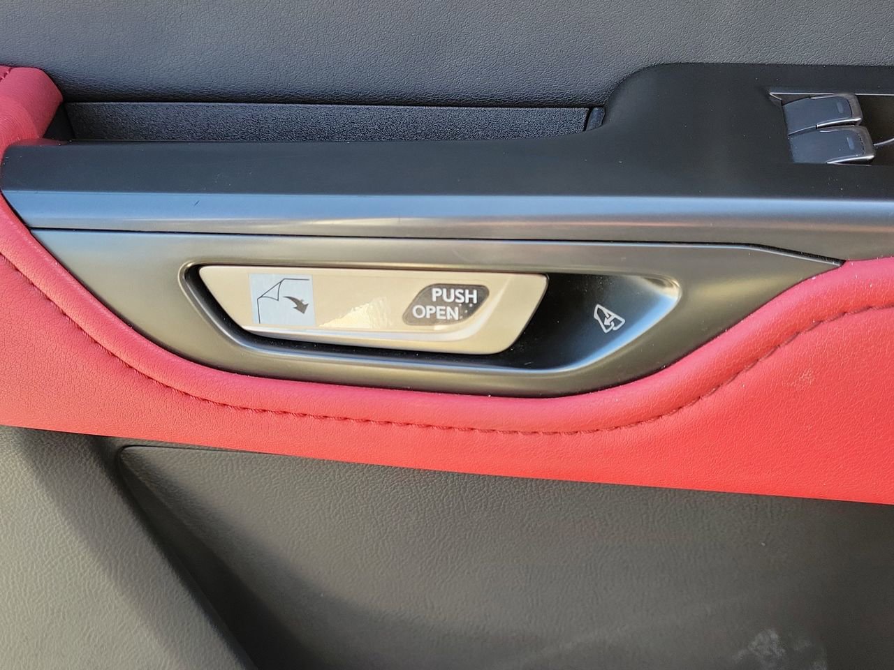 Used 2023 Lexus NX 350 F Sport image 27